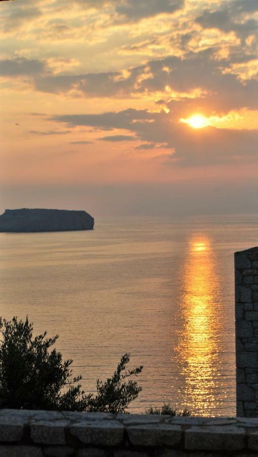 Athevillas Antonis Mina Экстерьер фото